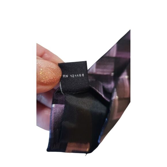 Van Heusen Purple Stain Resistant Hand Made‎ 100% Silk Men's Neck Tie Business - Picture 9 of 12